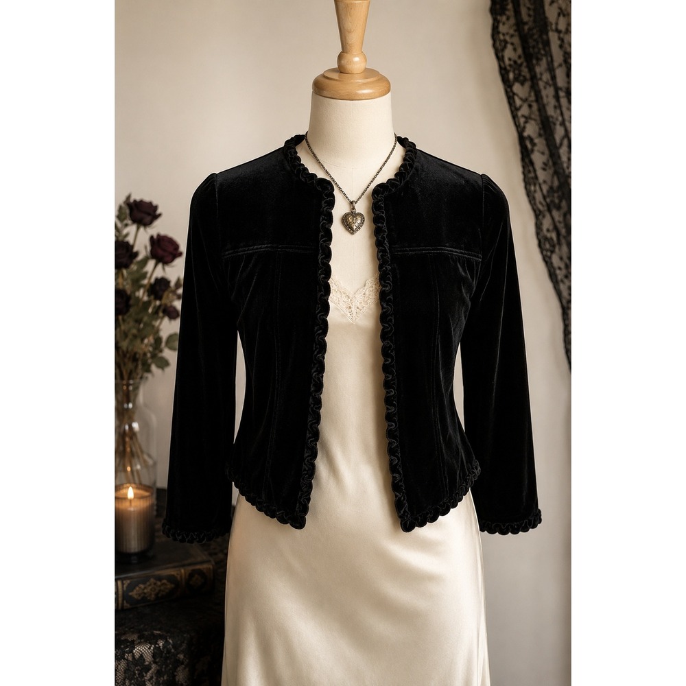 Vintage Black Velvet Bolero Cardigan Ruffle Trim Coquette Goth‎ Y2K size 6